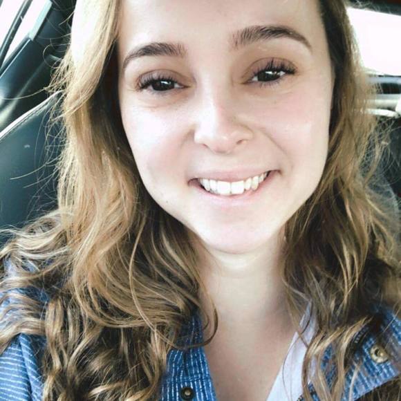 Meet your Posher, Taylor - Picture 1 of 1